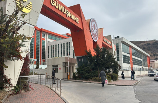 Gümüşhane Üniversitesinde bir personel mesai arkadaşını silahla rehin aldı