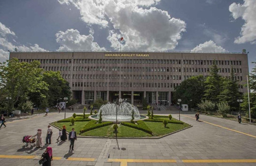 Ankara Adliyesi önünde çıkan bıçaklı kavgada 5 kişi yaralandı