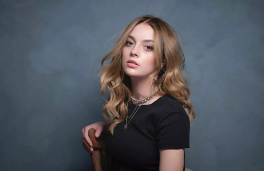 Dans tutkunu Melis Sezen'den cansız mankenle muhteşem performans! Sözleri ise...