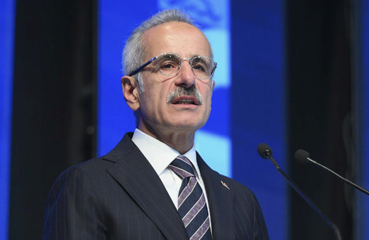 Bakan Uraloğlu, Sakarya'da Deniz Ticaret Odası Müşterek Meslek Komiteleri Toplantısı'nda konuştu