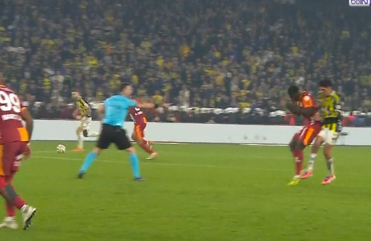 Jhon Duran'ın skoru 1-1 yapan golü öncesinde ihlal var mı? Trio'da 3 eski hakem açıkladı