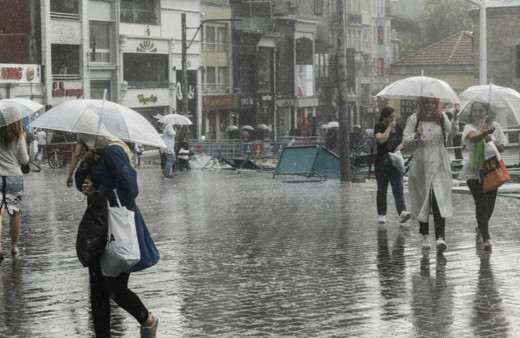 Bu gece yağış başlıyor! 43 İlde gök gürültülü sağanak etkili olacak...