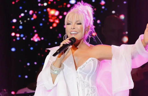 Ajda Pekkan'ın, ünlü çikolata markasıyla yaptığı reklam anlaşmasından aldığı para dudak uçuklattı