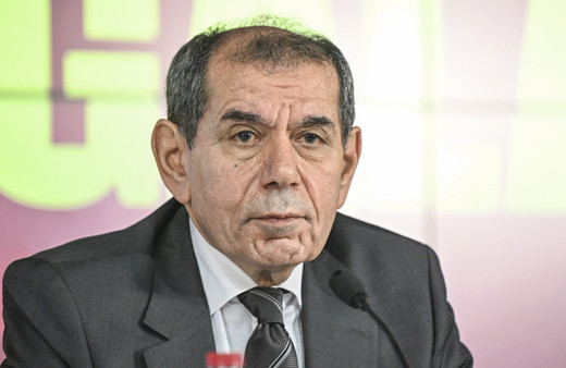 Dursun Özbek'ten Galatasaray camiasına çağrı! "Dört bir koldan saldırılar devam ediyor"
