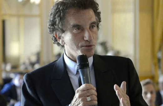 Fransa'da Epstein depremi: İstifa eden Lang'ın yerine Macron'a yakın isim getirildi