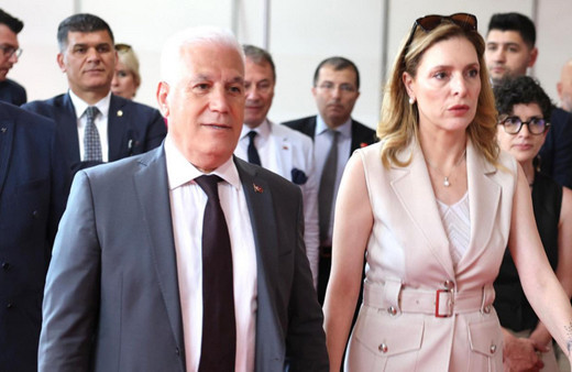 Seden Bozbey ve Side Bozbey kimdir? Mustafa Bozbey'in eşi ve kızı gözaltında