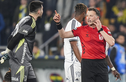 Fenerbahçe için verilen penaltı kararı doğru mu? Trio'da eski hakemler yorumladı