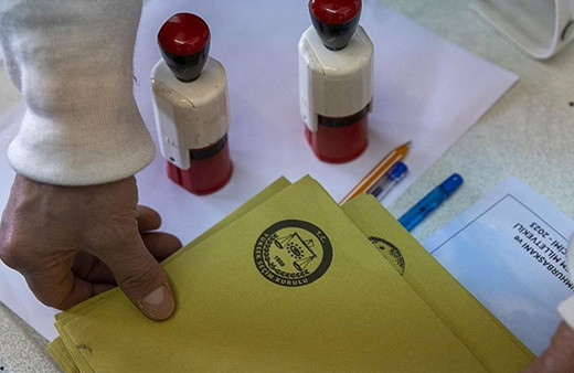"Bu pazar seçim olsa hangi partiye oy verirsiniz" anketinde çarpıcı sonuç