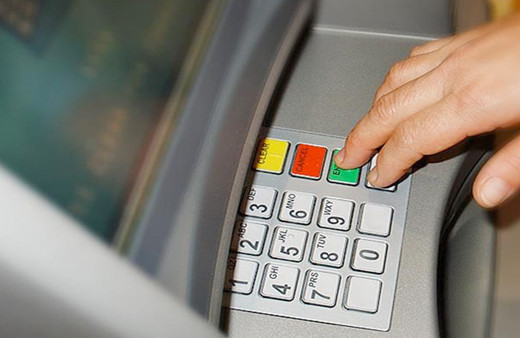 Milyonlarca müşterisi var! Dünyanın en büyük bankasının ATM'leri kaldırılıyor