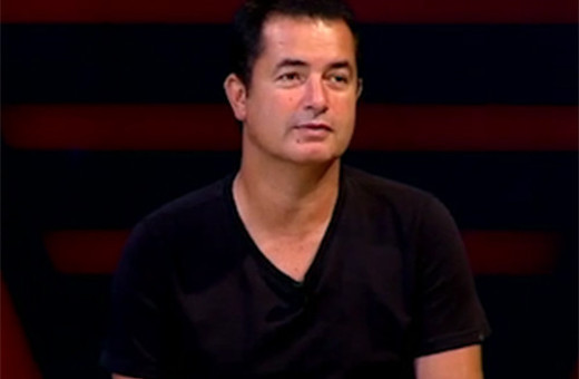 O Ses Türkiye'de jüri yarışmacının ismini karıştırdı