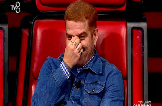 O Ses Türkiye'de Gökhan Özoğuz ve Murat Boz'un elektrik polemiği!