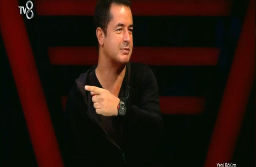 Acun sohbeti uzatan jüriye fena çaktı!