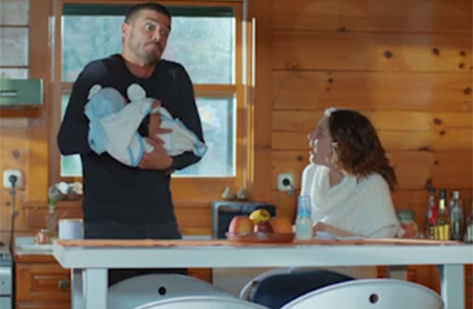 İlişki Durumu Karışık 20. bölüm - Ayşegül ile Can'ın bebek bakımı ile imtihanı