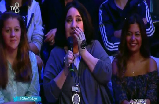 O Ses Türkiye stüdyosunda Nurella sürprizi!