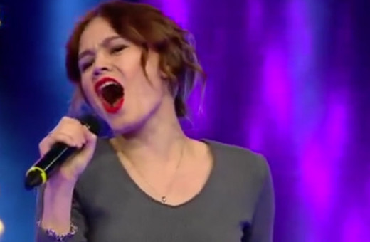 Rozalina güzelliğiyle O Ses jürisini büyüledi