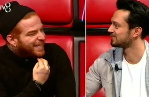 O Ses Türkiye'de Gökhan, Acun'a şarkı söyletmeye çalışırsa...