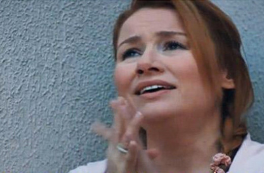 Deniz Seki hapiste yazdığı şarkıyı söyledi sosyal medya çoştu!