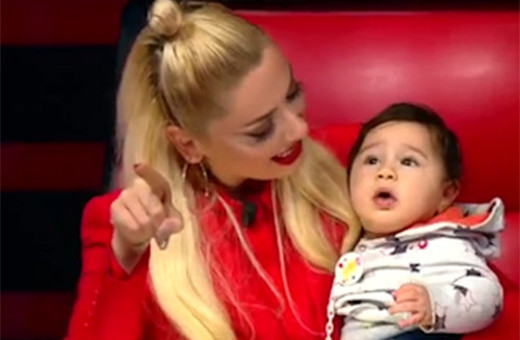 Hadise'nin bebek sevgisi!