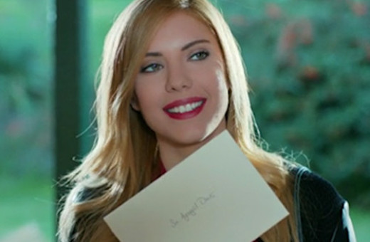 İlişki Durumu Karışık 21. bölüm - Final - Ayşegül'e davetiye şoku!