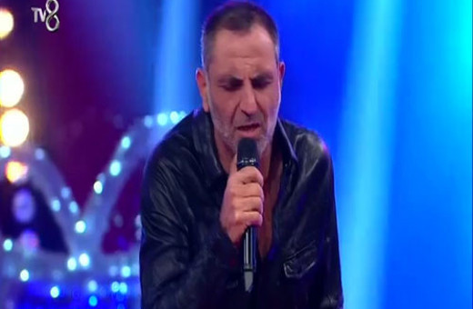 Gürkan Uygun büklüm büklüm söyledi Gökhan bile...