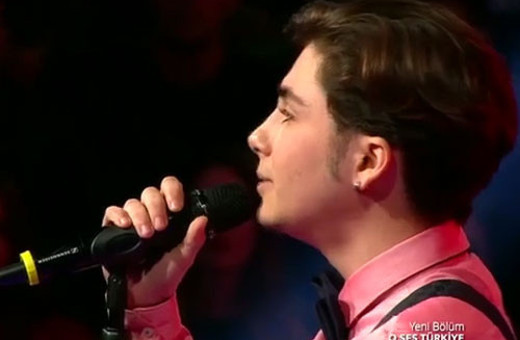 O Ses'te ortalığı yıktı geçti! Performansına bakın