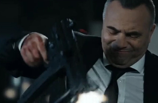 Eşkıya Dünyaya Hükümdar Olmaz'da geceye damga vuran sahne