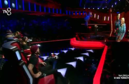 O Ses'te bir ilk! Herkes ayakta alkışladı