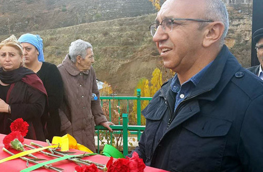 İnadına yapıyor HDP'li vekil terörist cenazesinde