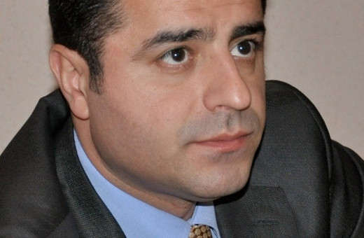 Selahattin Demirtaş'ı ziyaret edeceklerdi heyete şok! 