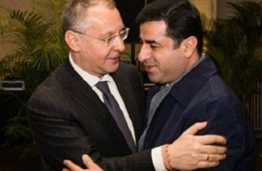 Cezaevindeki Demirtaş'a bir şok daha!