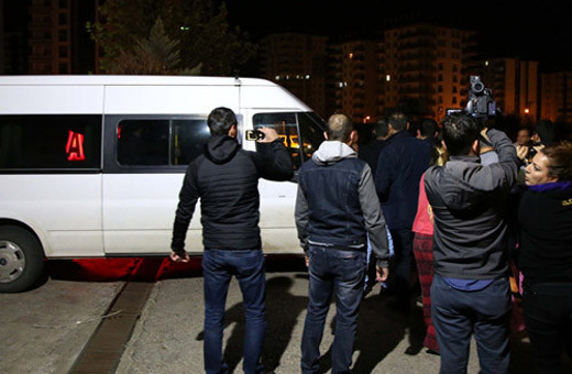 Demirtaş polis helikopteriyle böyle götürüldü...