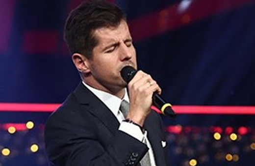 Emre Belözoğlu 'Mazeretim Var Asabiyim Ben - O Ses Türkiye Yılbaşı Özel