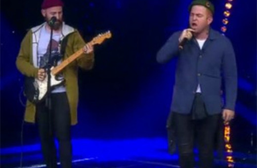 Athena'dan tüyleri diken diken eden Çanakkale türküsü!