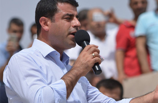 Demirtaş'tan yeni darbe girişimi uyarısı
