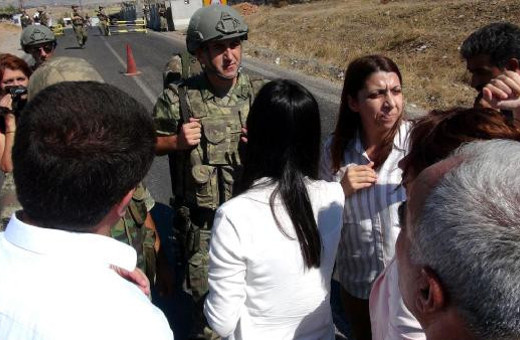 Figen Yüksekdağ'ın konvoyuna izin verilmedi!