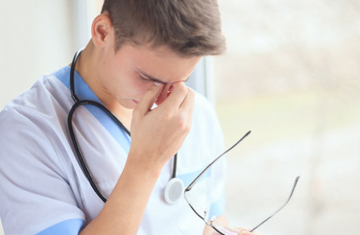 İhraç edilen doktor - hemşire ve sağlık bakanlığı memurları