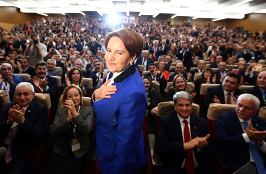 Meral Akşener'in partisinin logosu belli oldu