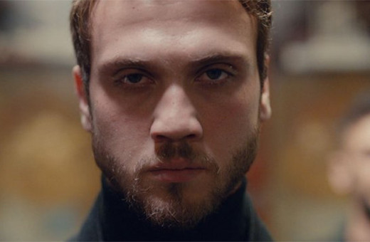 Çukur 4.bölüm Yamaç'ın dövüş sahnesine bakın damga vurdu 