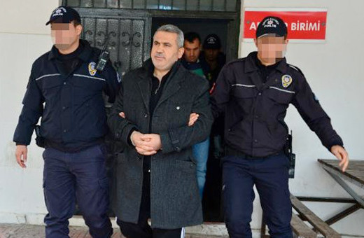 FETÖ'den motivasyon! Gülen'in iç çamaşırlarını parçalayıp...