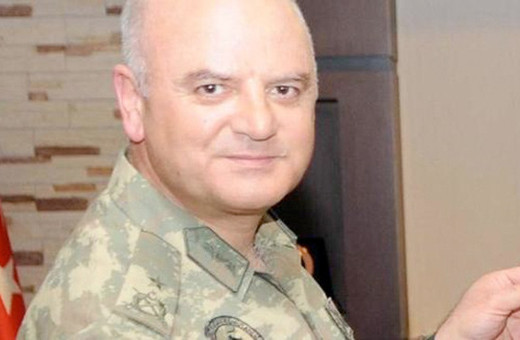 Eski tuğgeneralin evinde işaretlenmiş isim listesi çıkmış