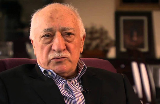 Gülen: Pekmezci'yi üzen beni üzmüş gibi olur!