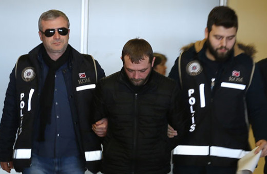 FETÖ kaçakçıları yakalandı! Kişi başı servet almışlar