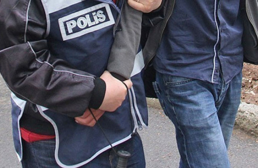 Sivas'ta FETÖ operasyonuna 3 tutuklama