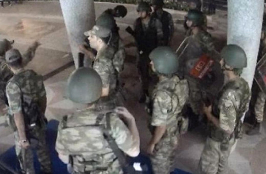 Sela okuyan imamın dilini kesip getirin!