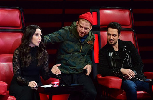 O Ses Türkiye stüdyosunda kahkaha tufanı!