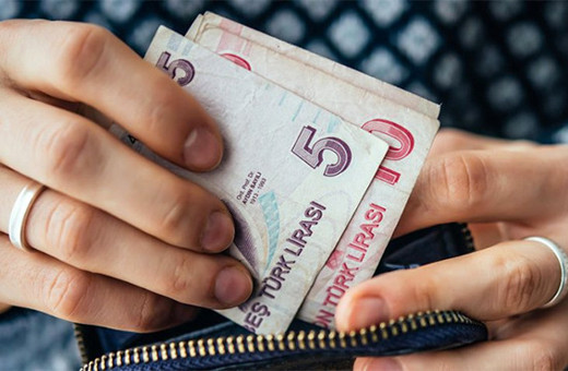 Gülen'in avukatına elden teslim etmiş