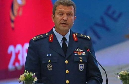 Darbeci generalin sözleri hakimi çıldırttı