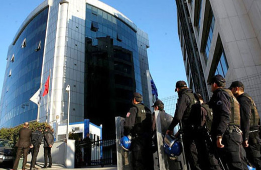 FETÖ operasyonunda 64 kişiye yakalama kararı!