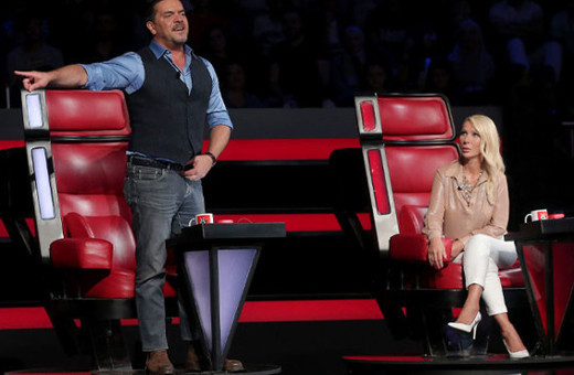 Beyaz'dan yarışmacıya çılgın teklif 'Evi üstüne yapıyorum'