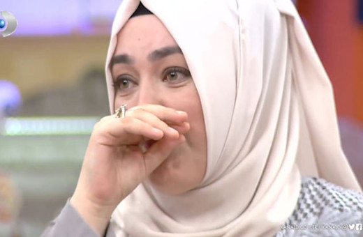 Gelinim Mutfakta yarışmacısı herkesi gözyaşlarına boğdu!